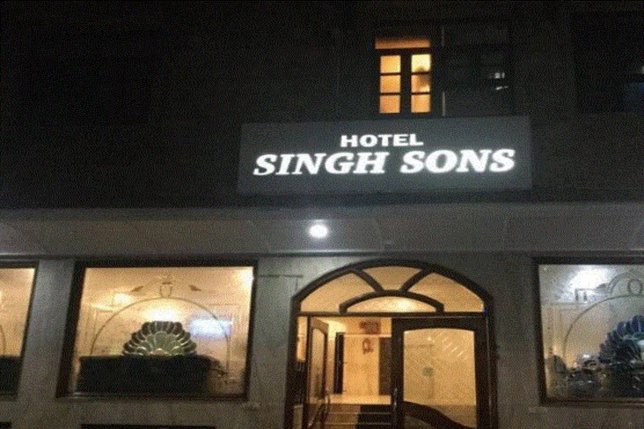 Treebo Trend Singh Sons Karol Bagh Nova Deli Exterior foto
